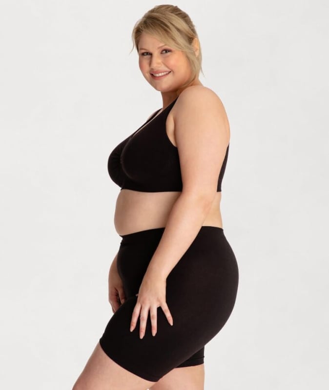 Underbliss Seamless Bamboo Blend Anti-Chafing Shorts - Black Shapewear