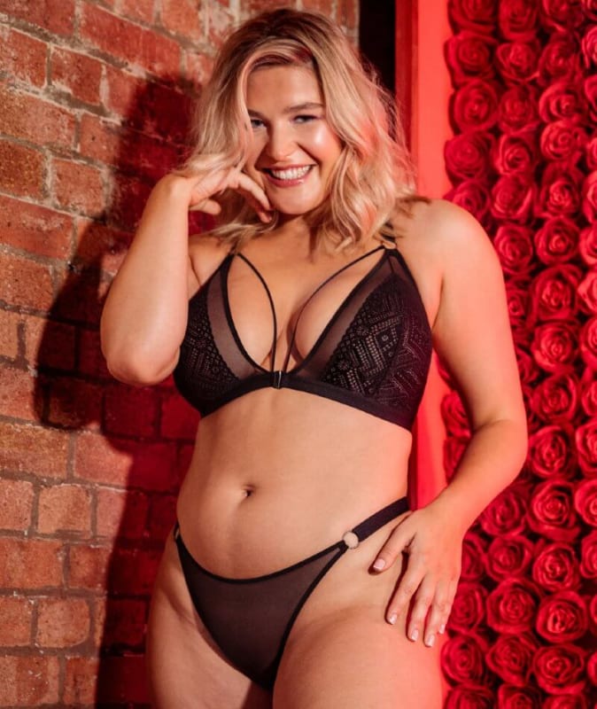 Curvy Kate Front and Centre Bralette - Black Bras