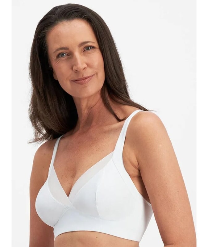 Playtex Ultralight Elegance Non-Contour Wire-free Bra - White Bras