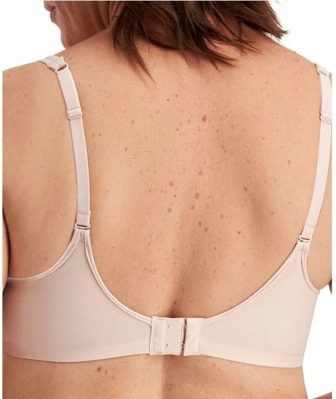 Playtex Ultralight Illusion Neckline Underwire Bra - Sandshell Bras