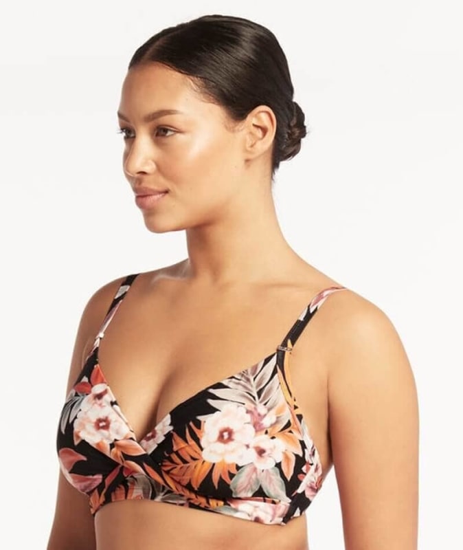 Sea Level Escape Twist Front DD-E Cup Bikini Top - Black Swim