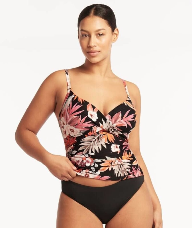 Sea Level Escape Twist Front DD-E Cup Singlet Top - Black Swim